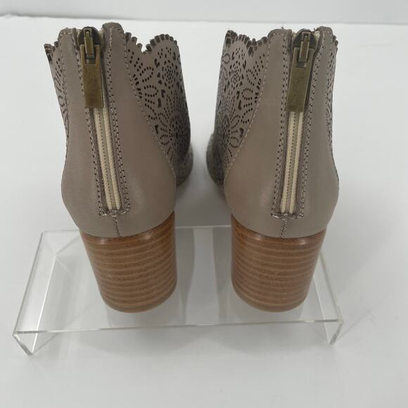 New Sundance Women's Penelope Bootie Sandals, Floral Cut-Out, Sz 37 Comfort Boho - Picture 4 of 15